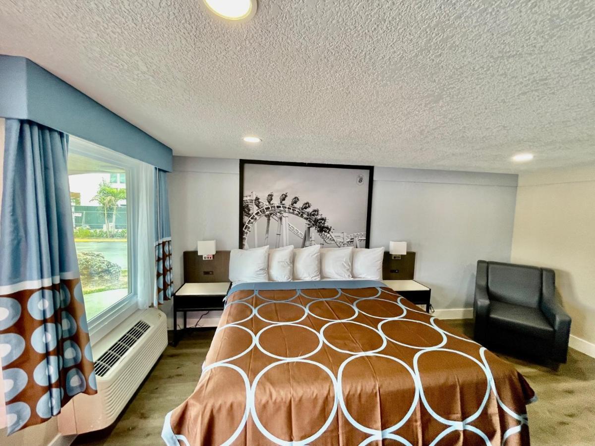 Super 8 By Wyndham Kissimmee-Orlando Ξενοδοχείο Four Corners Εξωτερικό φωτογραφία