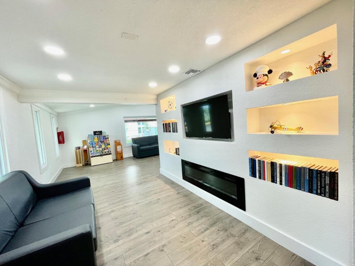 Super 8 By Wyndham Kissimmee-Orlando Ξενοδοχείο Four Corners Εξωτερικό φωτογραφία