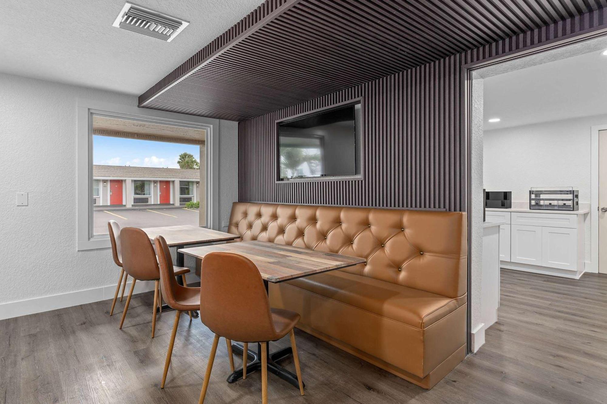 Super 8 By Wyndham Kissimmee-Orlando Ξενοδοχείο Four Corners Εξωτερικό φωτογραφία