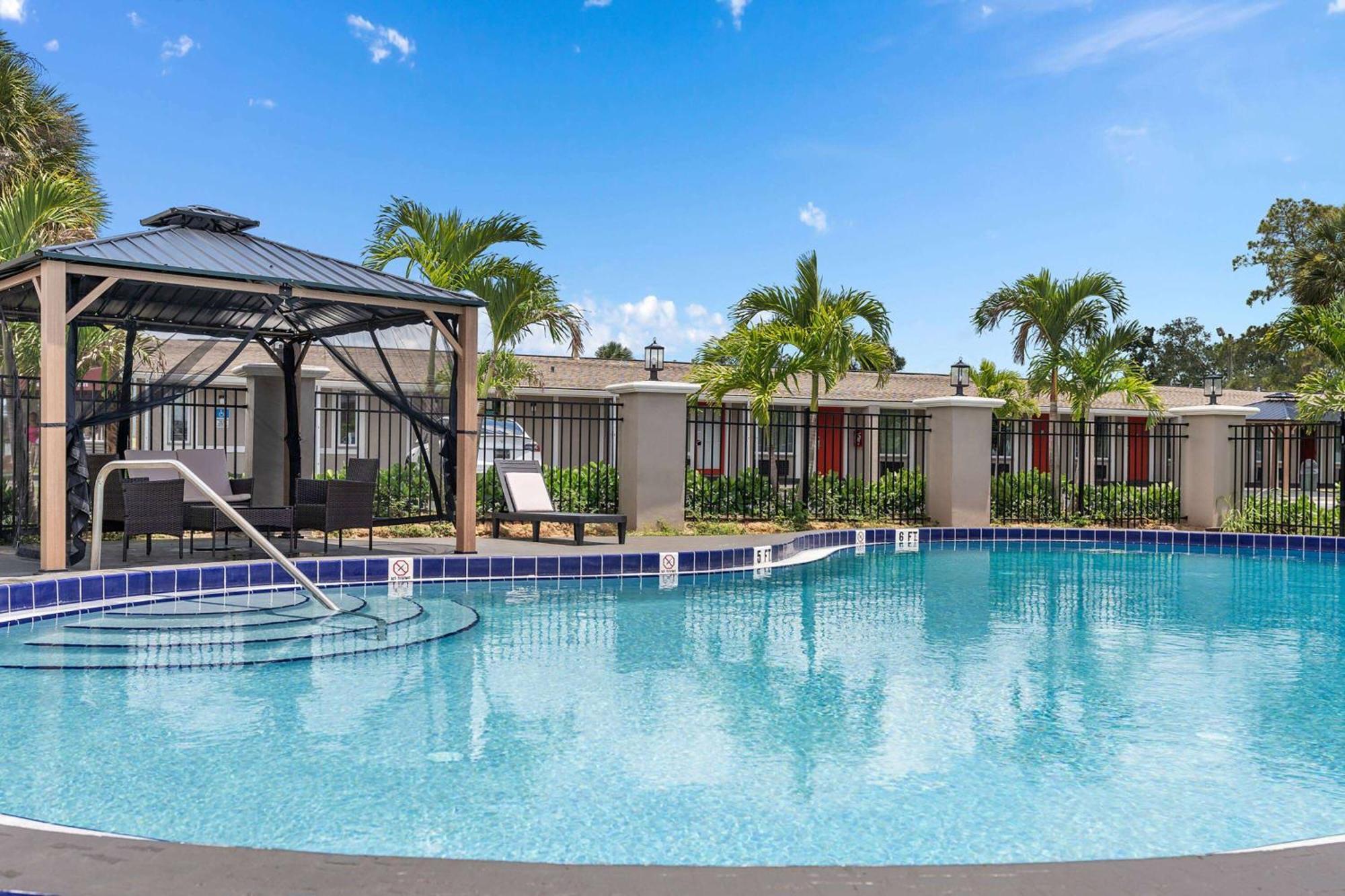 Super 8 By Wyndham Kissimmee-Orlando Ξενοδοχείο Four Corners Εξωτερικό φωτογραφία