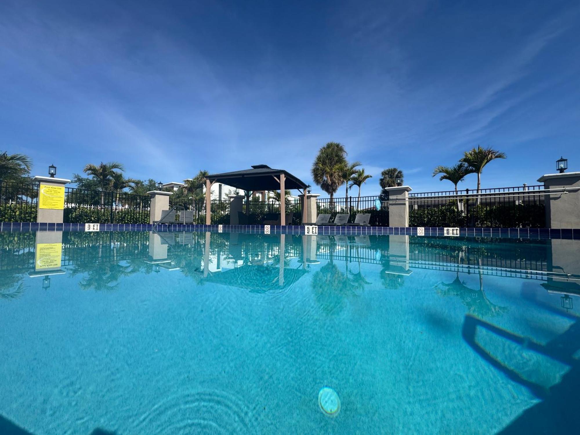 Super 8 By Wyndham Kissimmee-Orlando Ξενοδοχείο Four Corners Εξωτερικό φωτογραφία